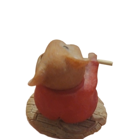 HALLMARK Moustershire "Musician of Note Colin Tuneman" Resin Mouse Figurine - Picture 3 of 11